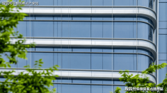 “领先、“只为世界500强”